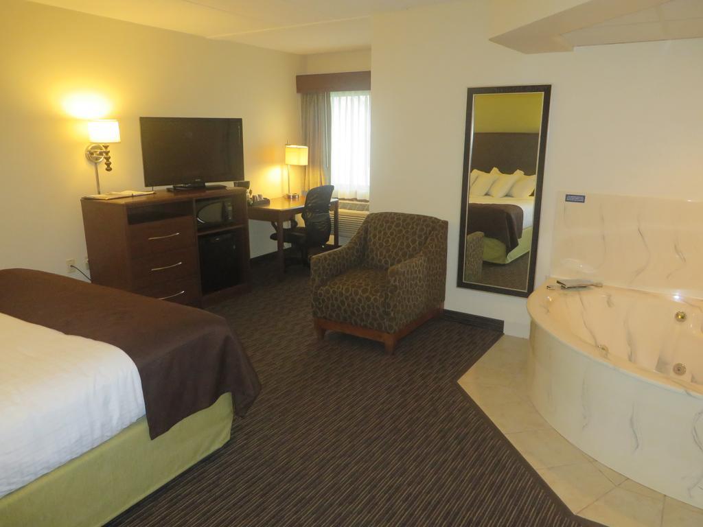 Americinn By Wyndham Rice Lake Buitenkant foto